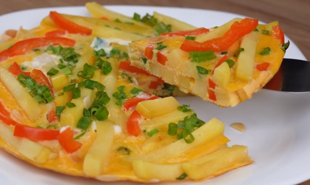 omelete-com-batata-frita-delicioso-super-fácil-e-rápido-de-fazer